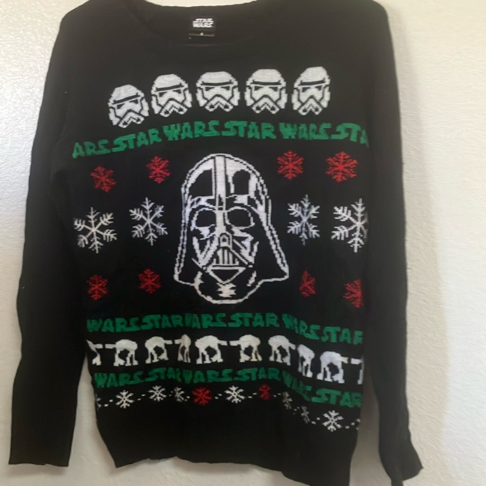 FINAL MARKDOWN Star Wars holiday sweater small